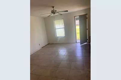 135 Guadalupe, Livingston, TX 77351 - Photo 3