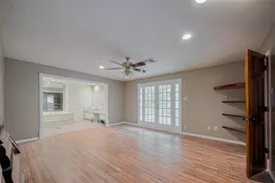 4015 Black Locust Dr, Houston, TX 77088 - Photo 29