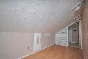 4015 Black Locust Dr, Houston, TX 77088 - Photo 47