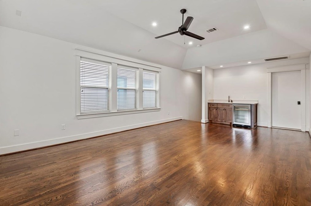 2015 Mason, Houston TX  77006-3118 exterior