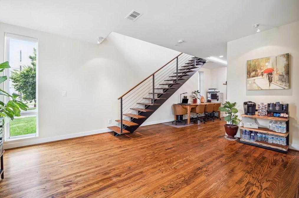 1118 Dart St, Houston TX  77007-4224 exterior