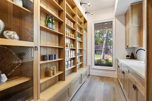 1001 E 7th 1/2 St, Houston, TX 77009 - Photo 23