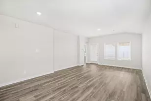 17716 Ml Mnr Dr, Montgomery, TX 77316 - Photo 9