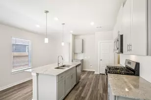 17716 Ml Mnr Dr, Montgomery, TX 77316 - Photo 3