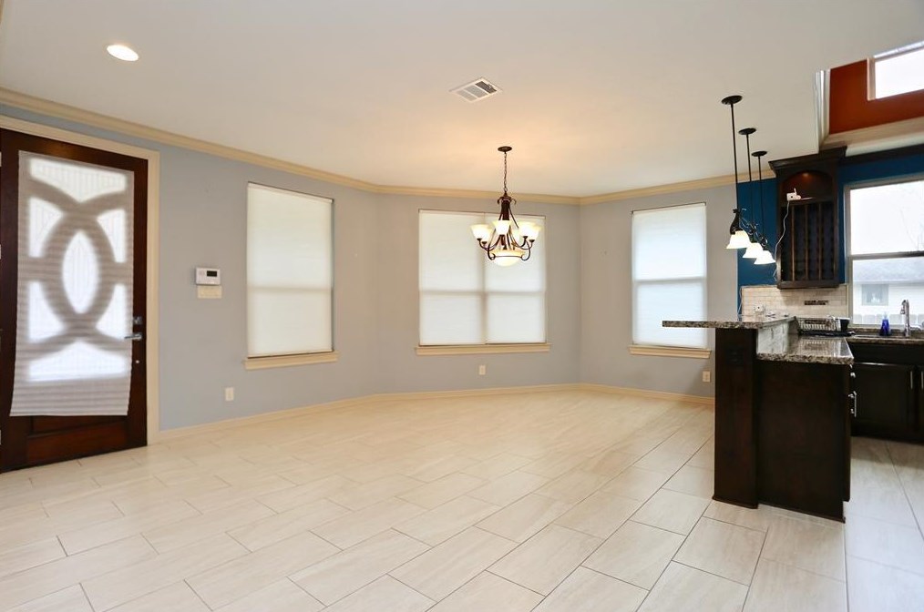 901 Walton St, Houston TX  77009-3713 exterior