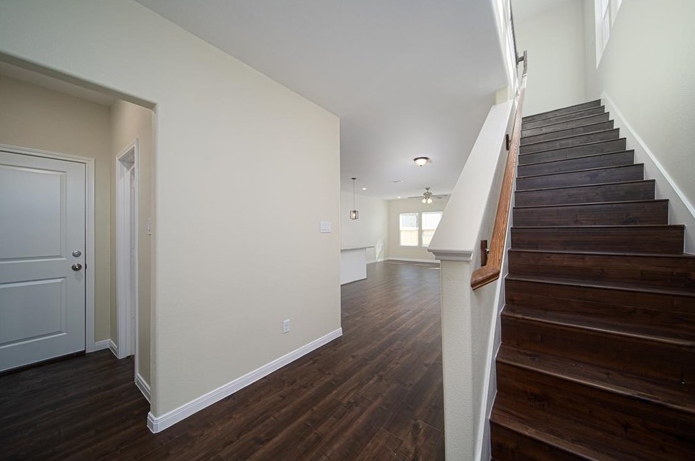 2505 Lucky St, Houston TX  77088-7019 exterior