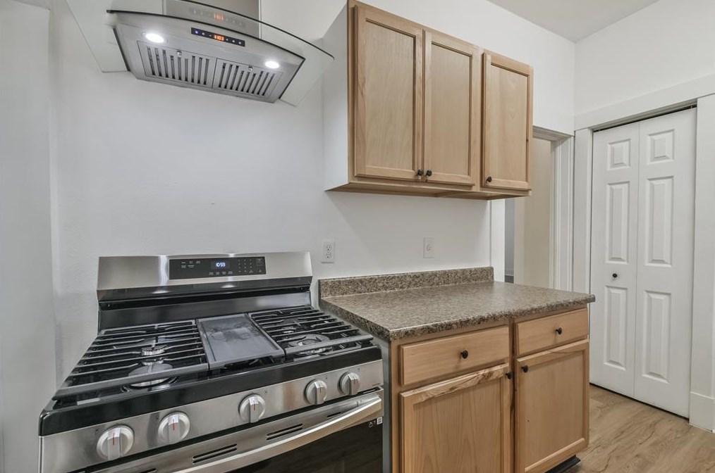 410 Merrill St, Houston TX  77009-6008 exterior