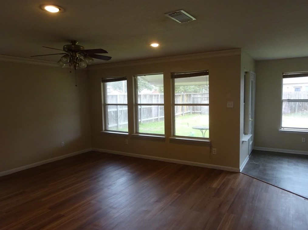 1258 Chalk Rock Dr, Houston TX  77067-3506 exterior