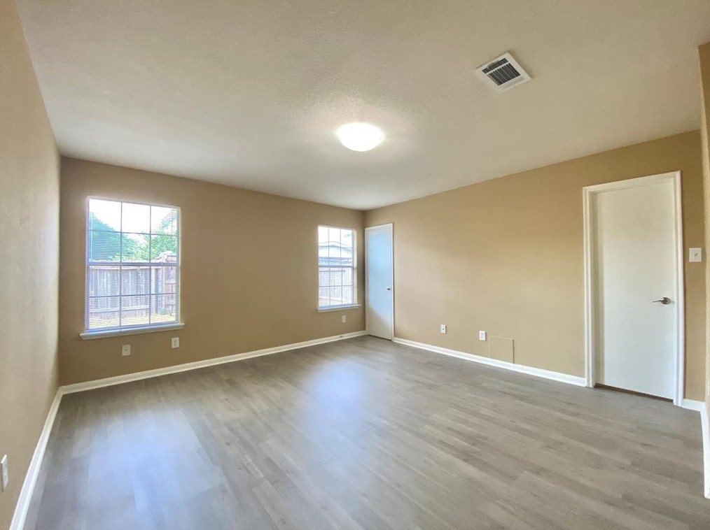 15514 Blue Creek Ranch Dr, Houston TX  77086-1124 exterior