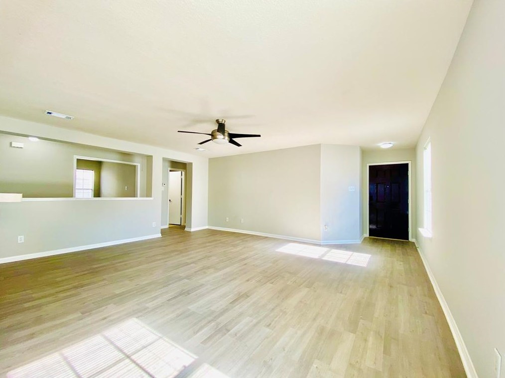 15514 Blue Creek Ranch Dr, Houston TX  77086-1124 exterior