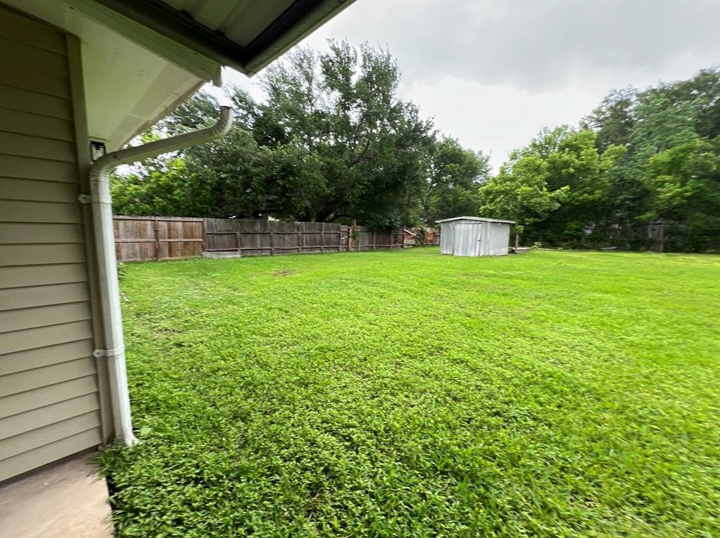 2511 Sinclair St, Pasadena TX 77503-4140 exterior