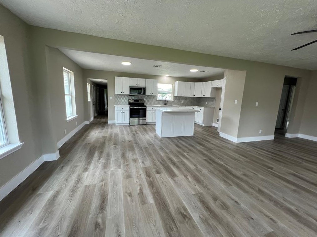 2511 Sinclair St, Pasadena TX 77503-4140 exterior