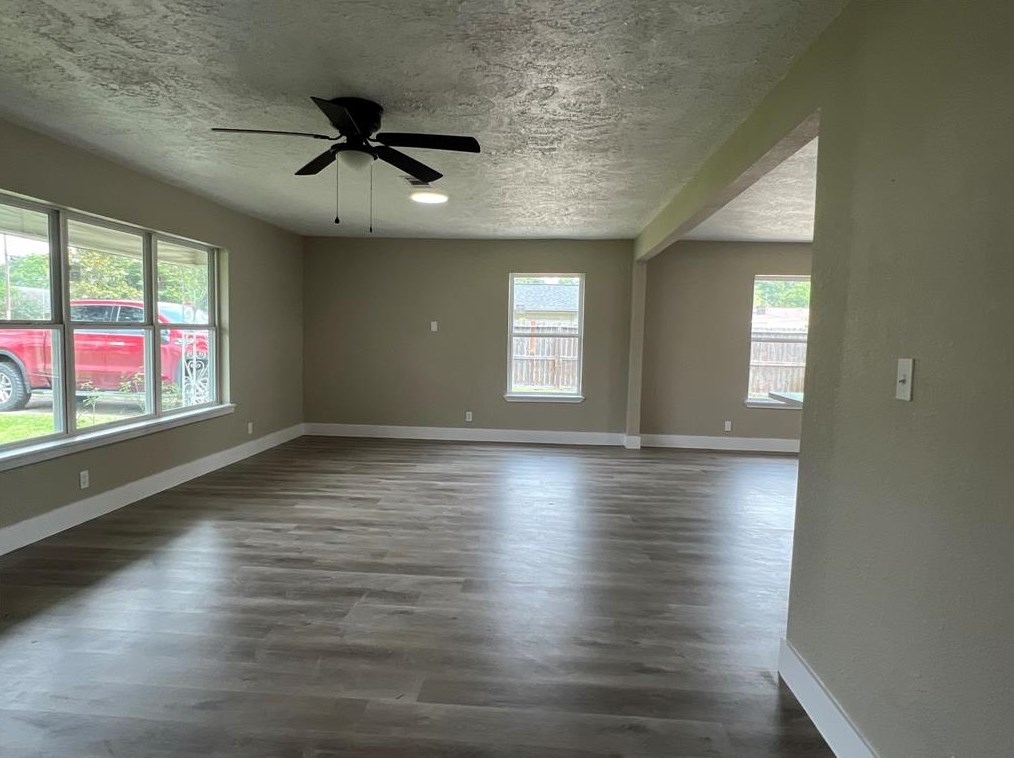 2511 Sinclair St, Pasadena TX 77503-4140 exterior