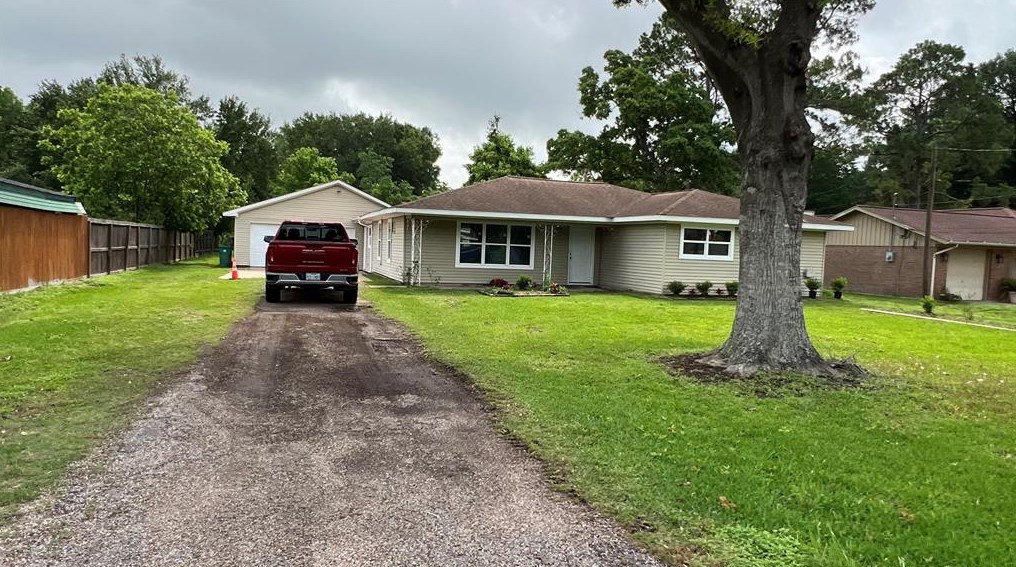 2511 Sinclair St, Pasadena TX 77503-4140 exterior