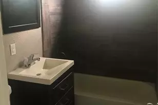 1713 W 5th St, Freeport, TX 77541 - Photo 7