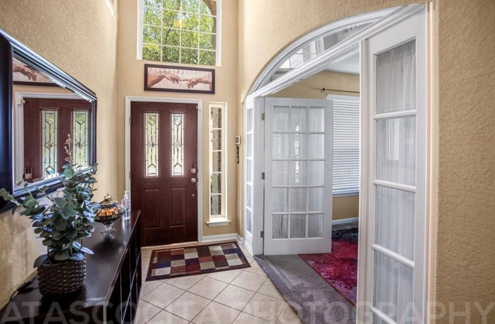 13730 Windsor Gdn Ln, Houston TX  77044-1061 exterior