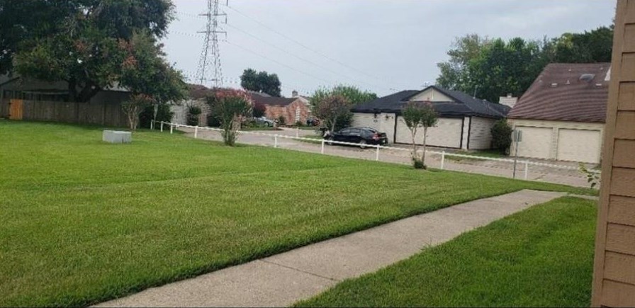 3010 Gilmar Dr, Missouri City TX  77459-2146 exterior