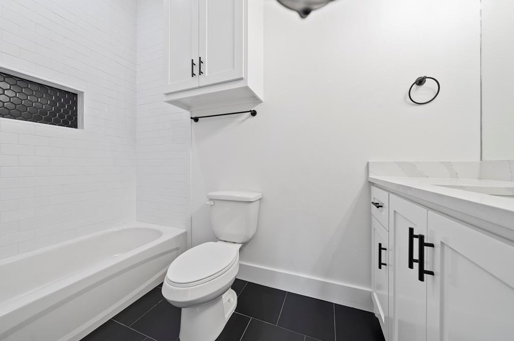 4515 Teton St, Houston TX  77051-1926 exterior