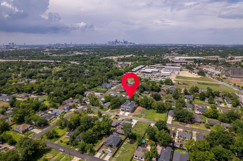 4515 Teton St, Houston TX  77051-1926 exterior