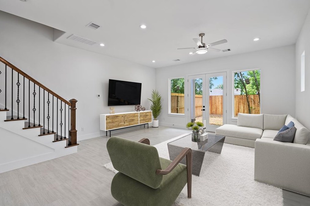 4515 Teton St, Houston TX  77051-1926 exterior