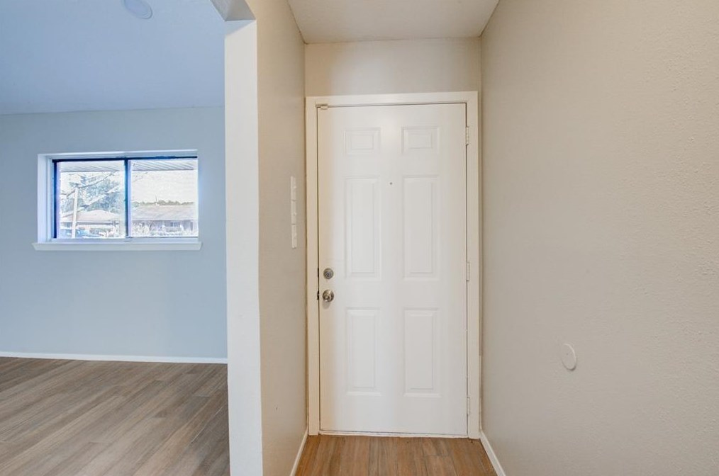 4803 Lotus St, Houston TX  77045-3123 exterior