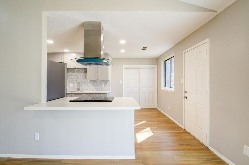 4803 Lotus St, Houston TX  77045-3123 exterior