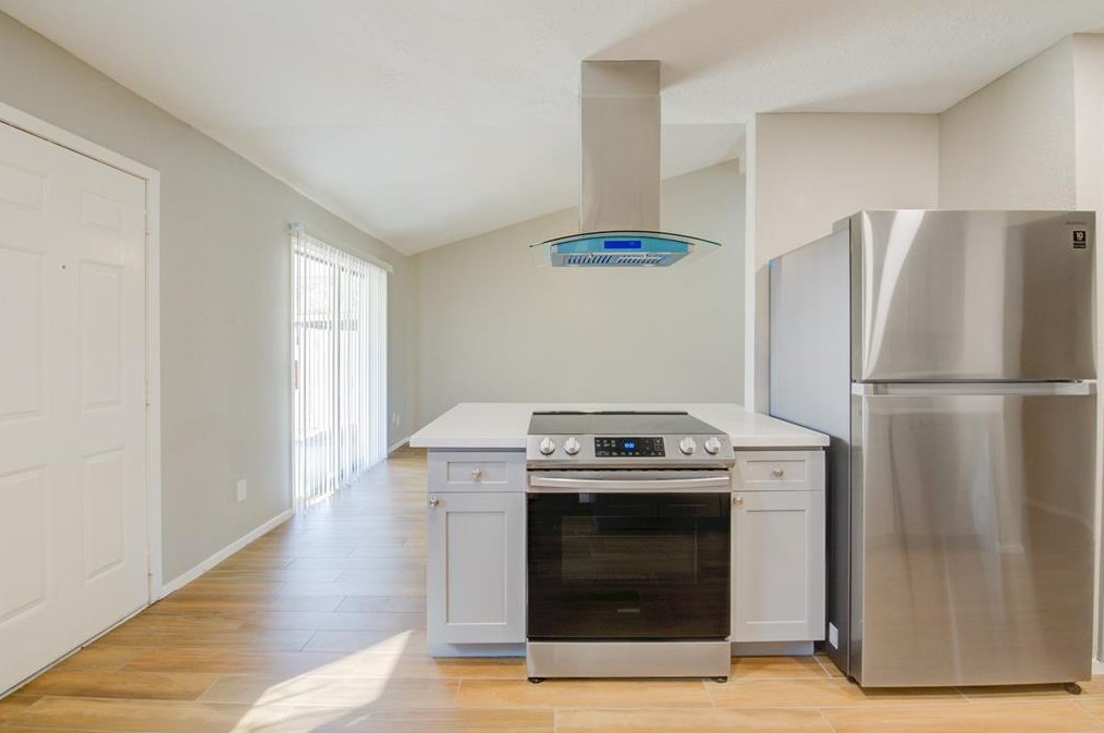 4803 Lotus St, Houston TX  77045-3123 exterior