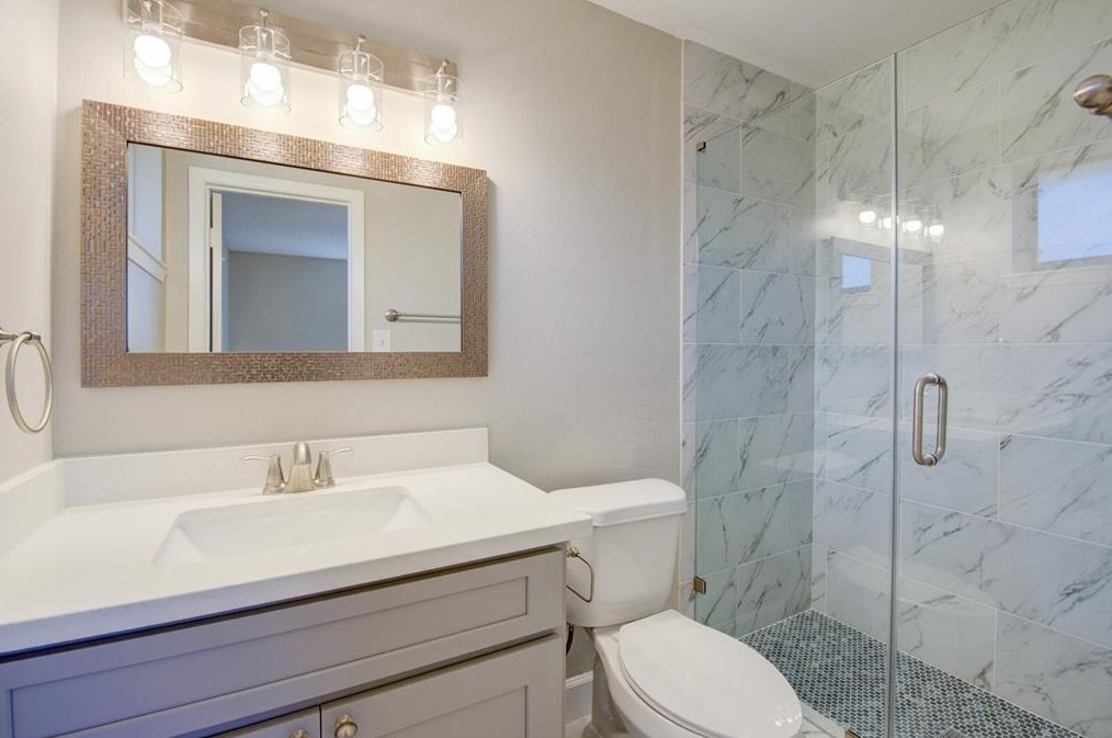 4803 Lotus St, Houston TX  77045-3123 exterior