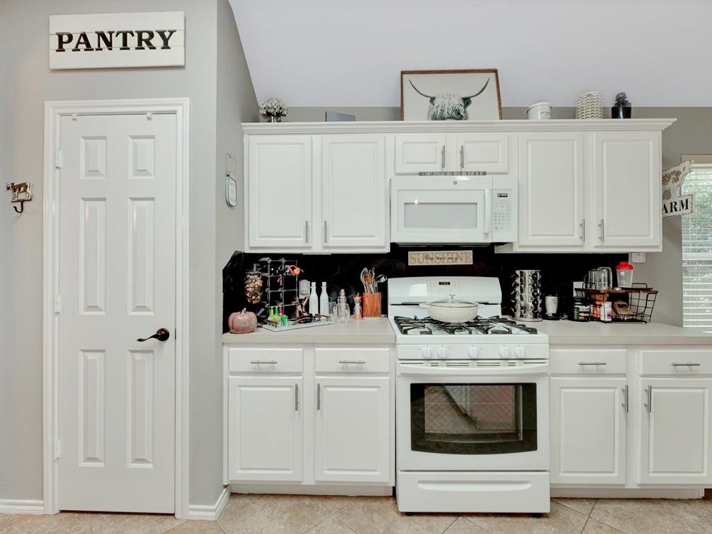 6002 Crestford Park Ln, Houston TX  77084-6399 exterior