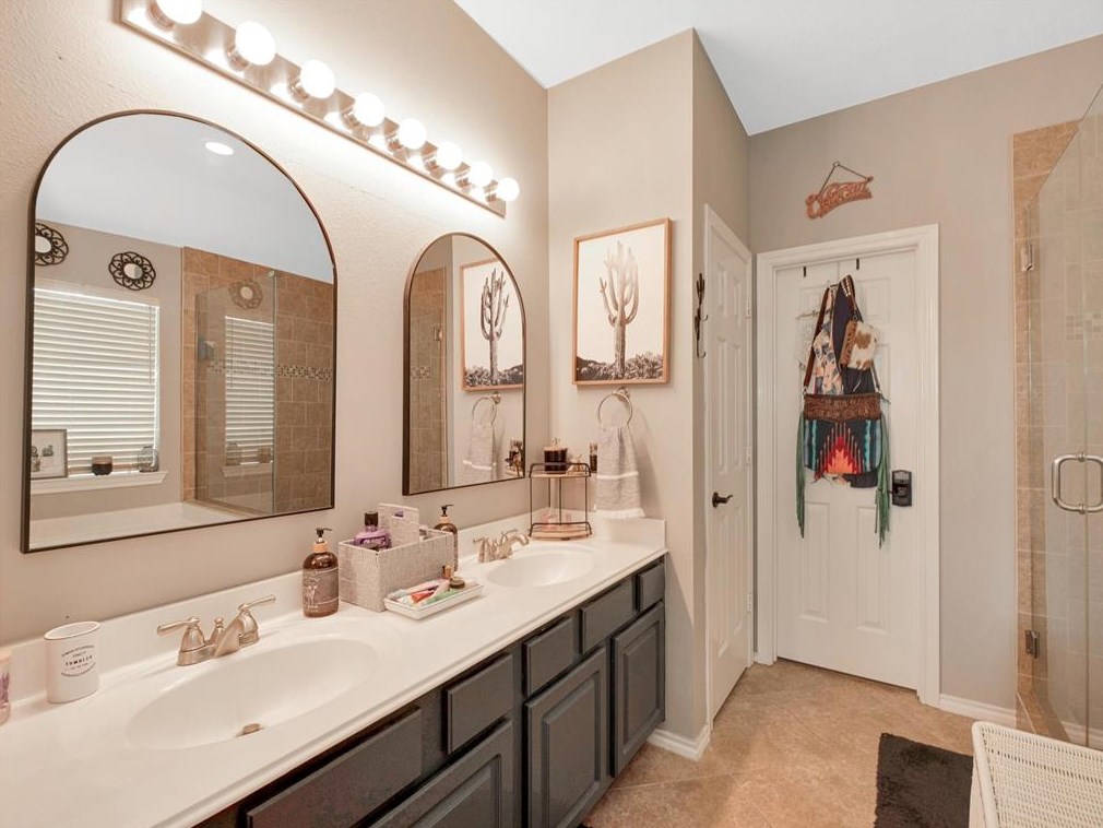 6002 Crestford Park Ln, Houston TX  77084-6399 exterior