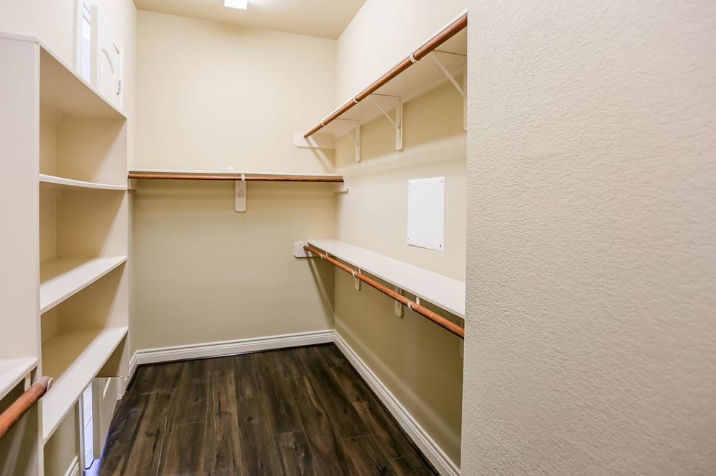 6743 Miller Shadow Ln, Sugar Land TX 77479 exterior