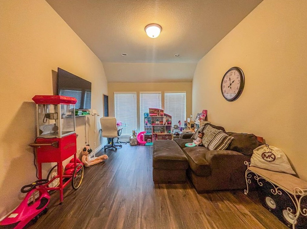 6743 Miller Shadow Ln, Sugar Land TX 77479 exterior