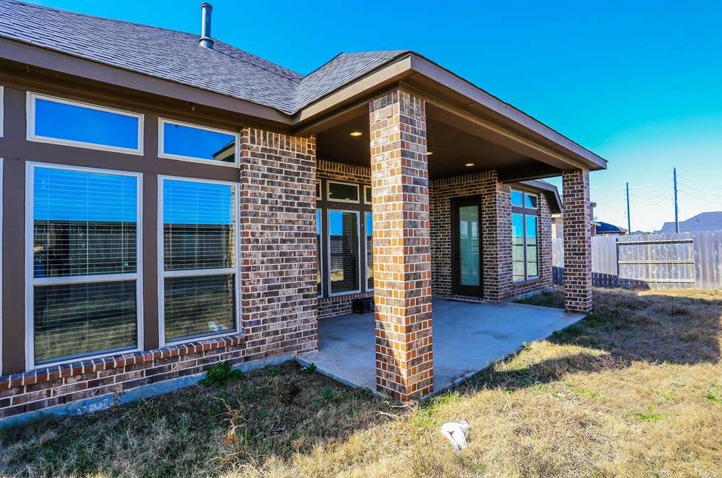 6743 Miller Shadow Ln, Sugar Land TX 77479 exterior