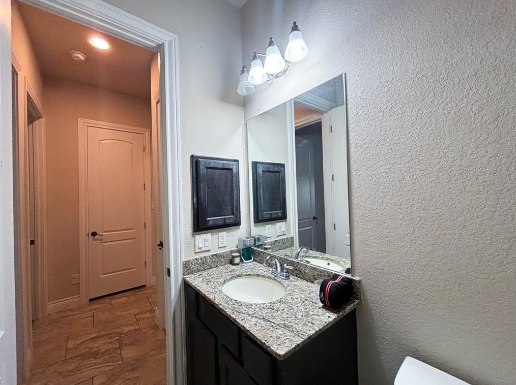 6743 Miller Shadow Ln, Sugar Land TX 77479 exterior