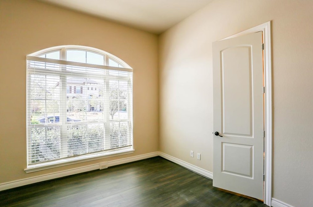 6743 Miller Shadow Ln, Sugar Land TX 77479 exterior