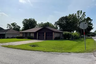 1733 Brumbelow St, Rosenberg, TX 77471 - Photo 3