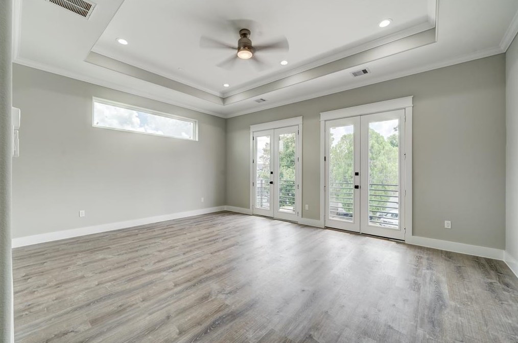 137 33 St, Houston TX  77022-5105 exterior