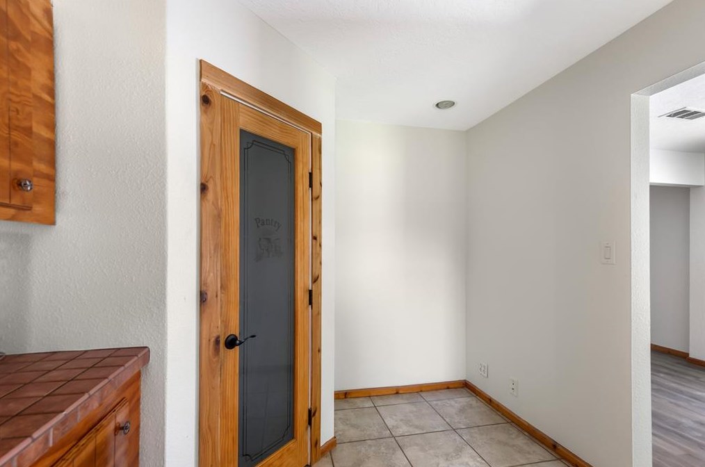 19479 Wells Rd, Conroe TX  77306-9342 exterior