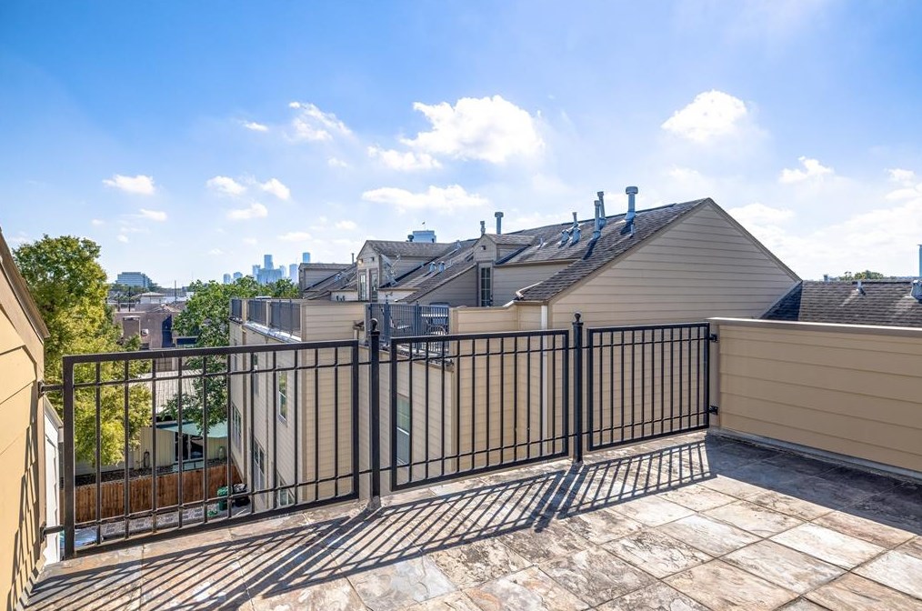 406 Roy, Houston TX  77007-5263 exterior