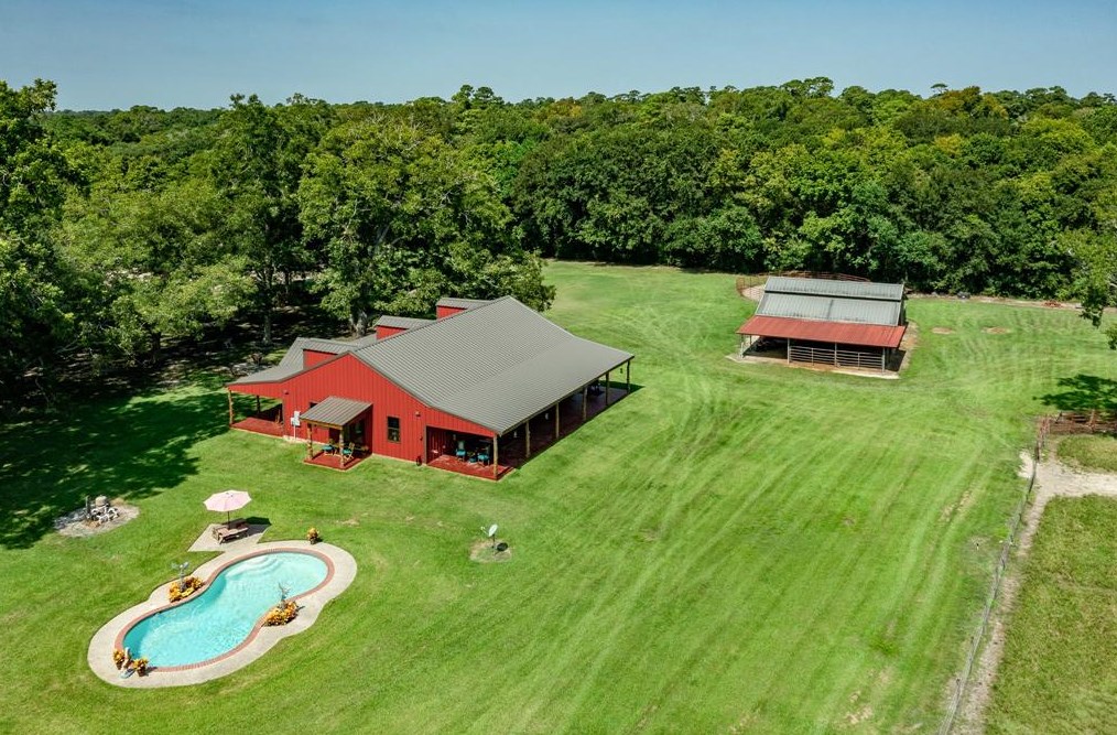 9521 Hermann Rd, Houston TX  77050-5603 exterior