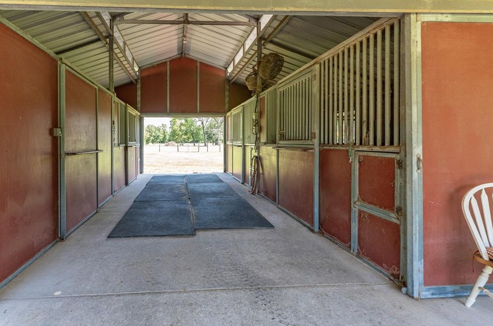 9521 Hermann Rd, Houston TX  77050-5603 exterior