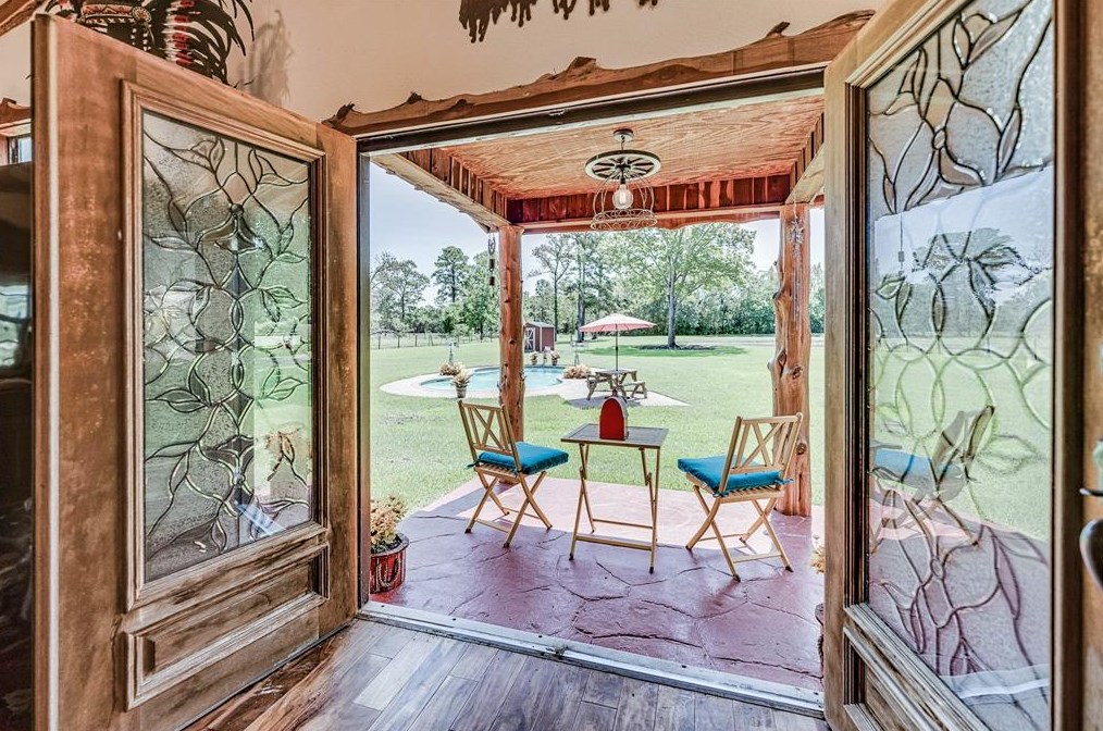 9521 Hermann Rd, Houston TX  77050-5603 exterior