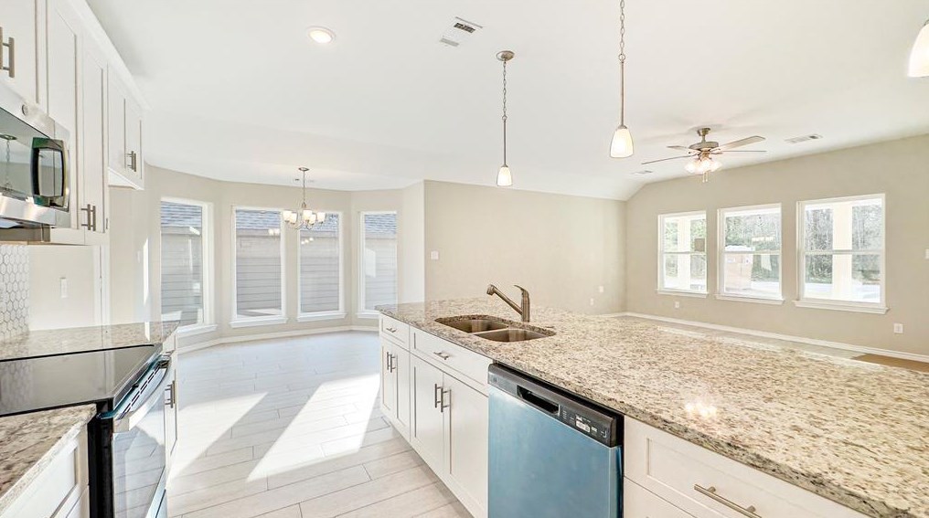 19 Firewood Rd, Huntsville TX 77340-1420 exterior