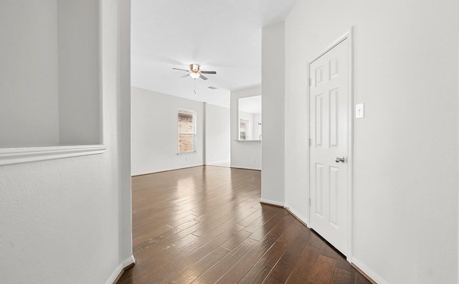 15710 Flagstone Walk Way, Houston TX  77049-1149 exterior