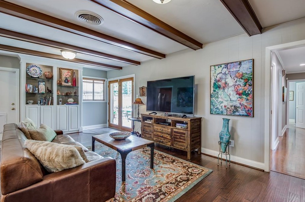 9642 Meadowcroft Dr, Houston TX 77063-3720 exterior