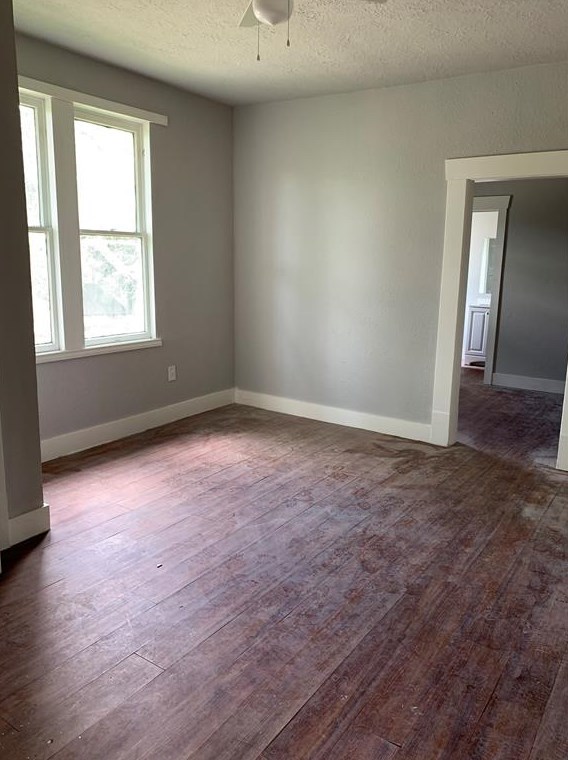 6823 Avenue, Houston TX  77011-3612 exterior