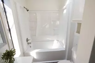 5631 Westover St, Houston, TX 77033 - Photo 5