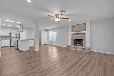 313 Bois D Arc Drive, Conroe, TX 77301 - Photo 5