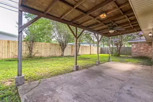 313 Bois D'Arc Dr, Conroe, TX 77301 - Photo 29