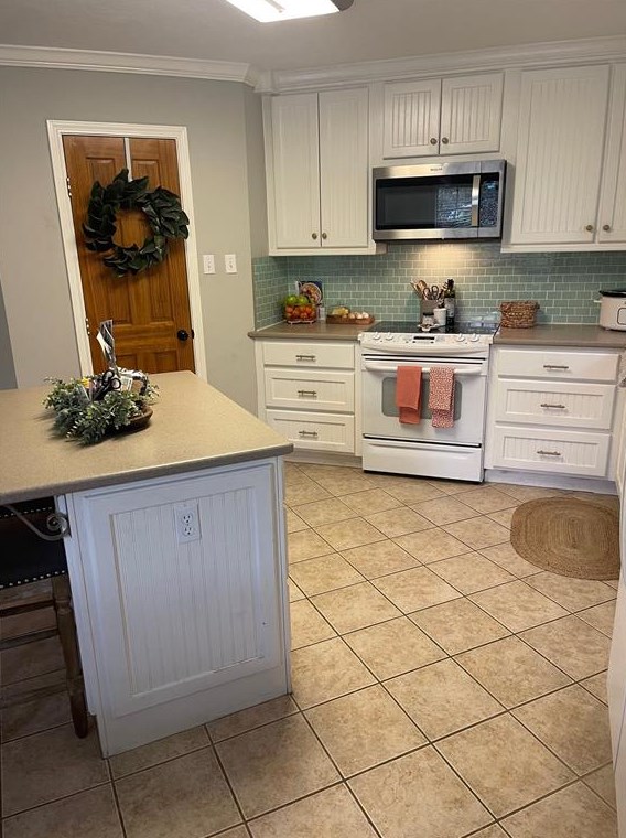 855 County Road 2267, Cleveland TX  77327-1458 exterior